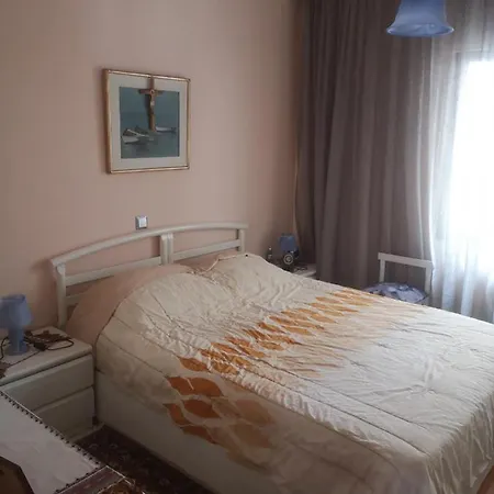 Comfortable In Kato Toumpa Appartamento *
